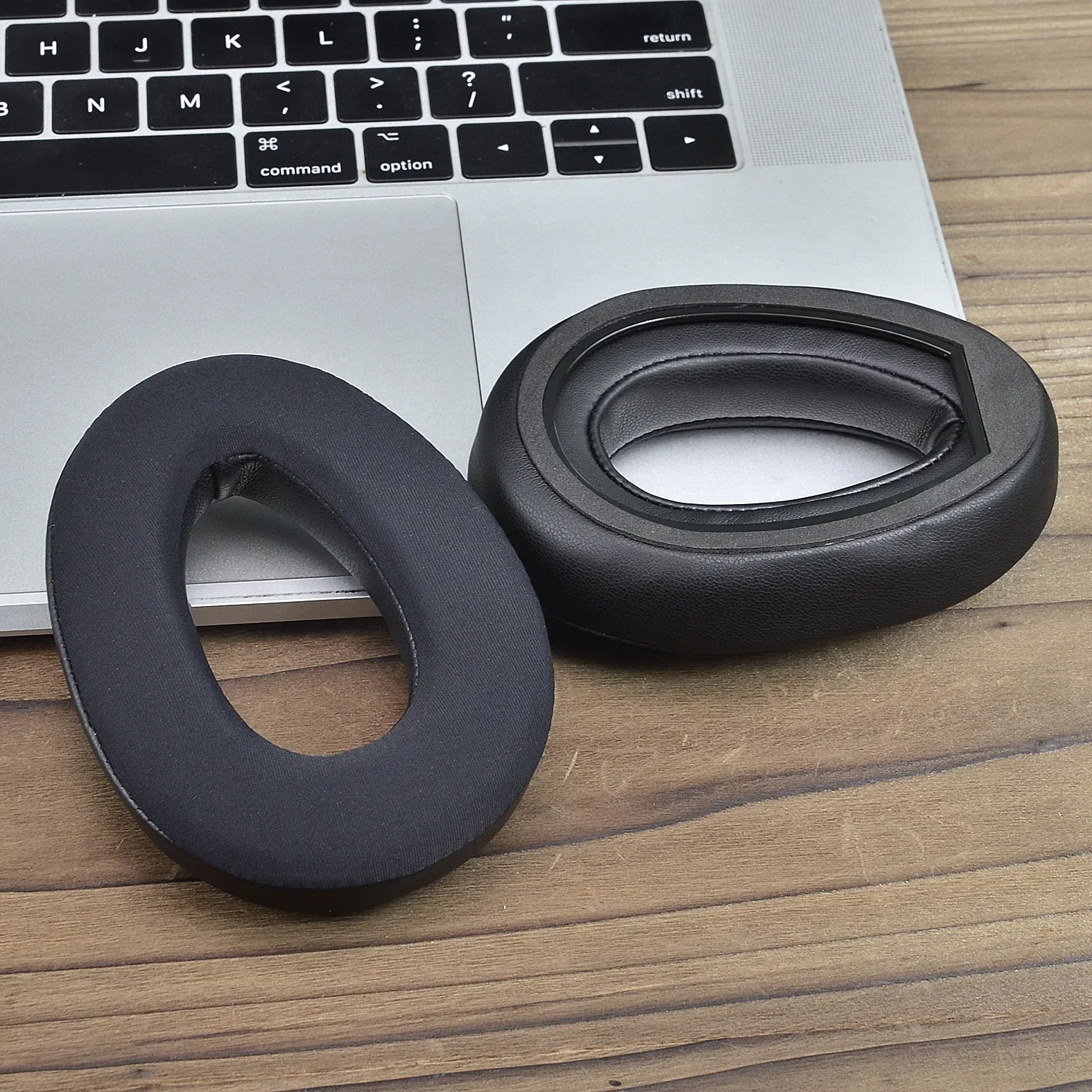 เปลี่ยน Cooling Gel Ear Pads เ - Sennheiser Headphone Momentum 4 บทวิจารณ์และราคา